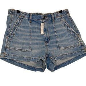 Aerie High Rise Denim Utility Shorts NWT  Light Wash Oversized Pocket